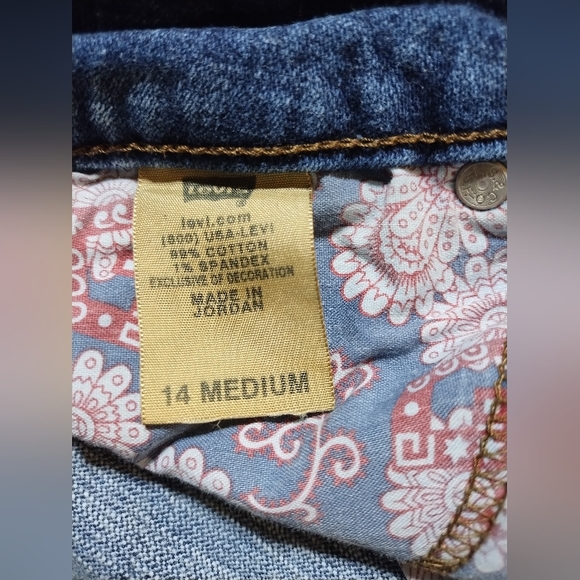 Y2K Levi's 526 jeans - Picture 8 of 8